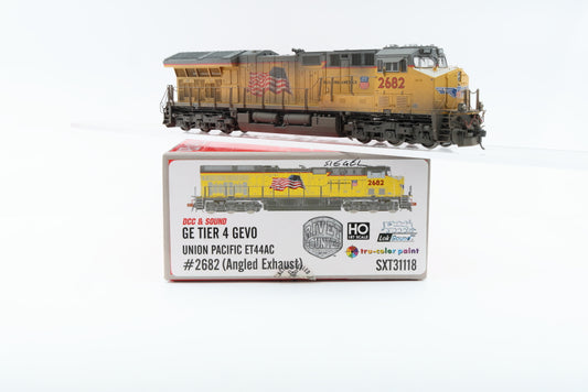 Scale Trains, Rivet Counter, HO scale, Union Pacific (UP) GE Tier 4 GEVO ET44AC 2682 (Angled Exhaust) DCC with sound, SXT31118, Weathered, preowned