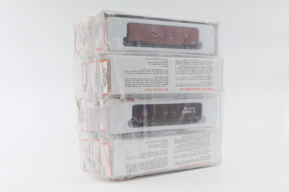 Con Cor N scale 12 pack, Union Pacific 60ft, Hi Cube Auto box cars, 2 different paint scheme, all cars have different numbers, metal wheels, rapido style couplers
