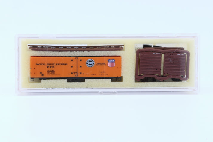 Intermountain N scale Pacific Fruit Express (PFE) 40' Steel Sided Ice Bunker Reefer car kit, R-40-23, 47589, 60501-19, preowned, new in box