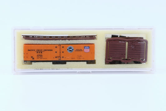 Intermountain N scale Pacific Fruit Express (PFE) 40' Steel Sided Ice Bunker Reefer car kit, R-40-23, 47589, 60501-19, preowned, new in box