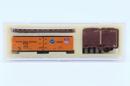 Intermountain N scale Pacific Fruit Express (PFE) 40' Steel Sided Ice Bunker Reefer car kit, R-40-23, 48368, 60501-23, preowned, new in box