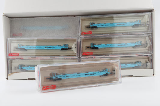 MDC-Roundhouse N scale 12 pack of 8477 Single Well Stack cars, Maersk, 12 different numbers, Rapido style couplers, NIB, never run, Asst.955