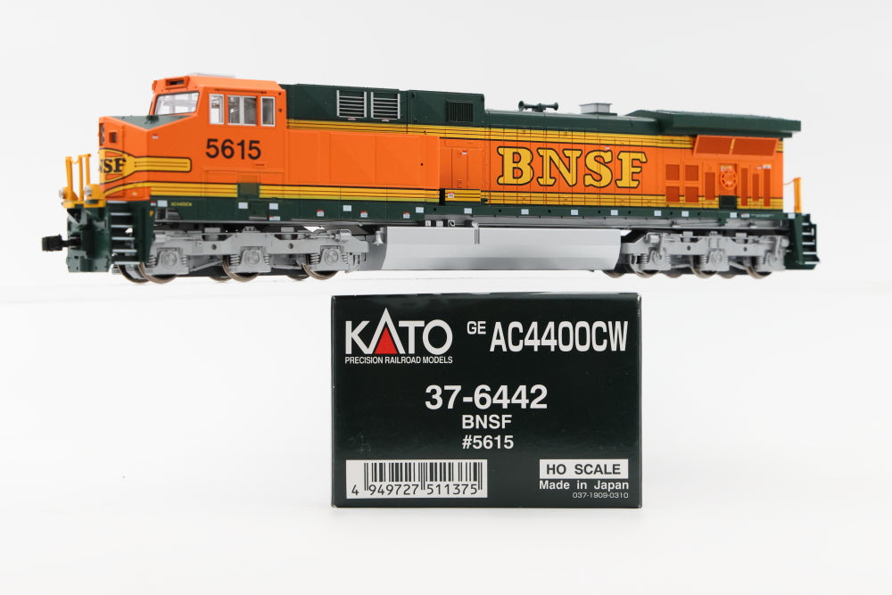 Kato HO scale GE AC4400CW BNSF, 5615, 37-6442, DC, used