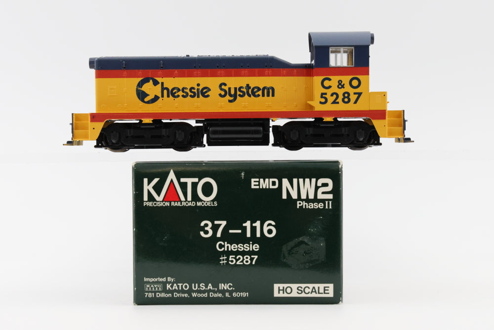 Kato HO scale Chessie System/C&O EMD NW2 5287, Phase II, 37-116, DC, used
