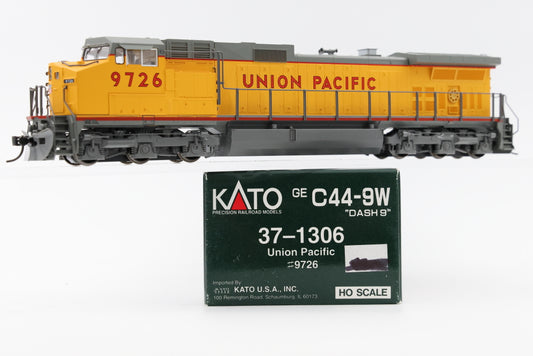 Kato HO scale GE C44-9W Union Pacific, 8633, 37-1306, DC, used