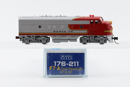 Kato N scale Santa Fe F7A Duel Headlight, no number DC, Kadee Coupler on front, Rapido Style coupler on back , new in box, Pre-owned, never used, 176-211