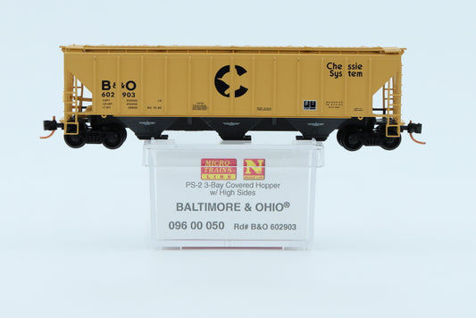 Micro Trains Line Chessie-Baltimore and Ohio RR, PS-2 3 Bay Covered Hopper, w/High sides, #602903, 096 00 50