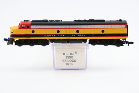 Life Like Trains N scale E8a loco, Kansas City Southern railroad, #27, original box, 7190