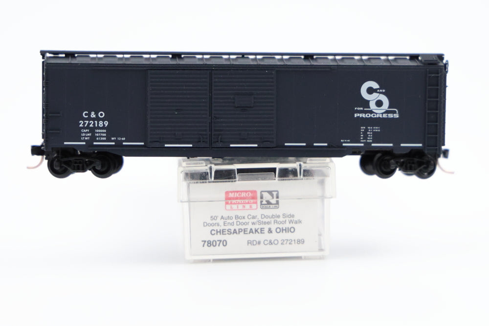 Micro Trains Line Chesapeake and Ohio, 50ft Auto Box Car Doube Side Doors, End Door w/ Steel Roofwalk #272189, 78070