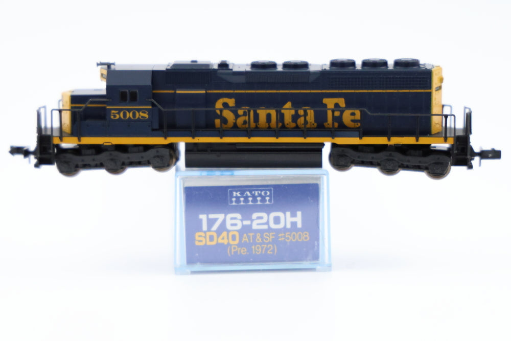 Kato N scale Santa Fe SD40 #5008, Pre.1972, DC, Rapido style couplers, new in box, Pre-owned, never used, 176-20H