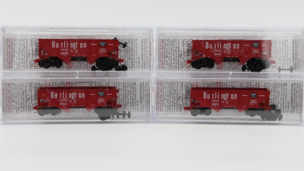 Micro Trains Chicago Burlington and Quincy RR "4 Car Runner Pack", 33ft Twin Bay Hopper cars, Rib Side, #189310,189260,189306,189275, 056 51 300