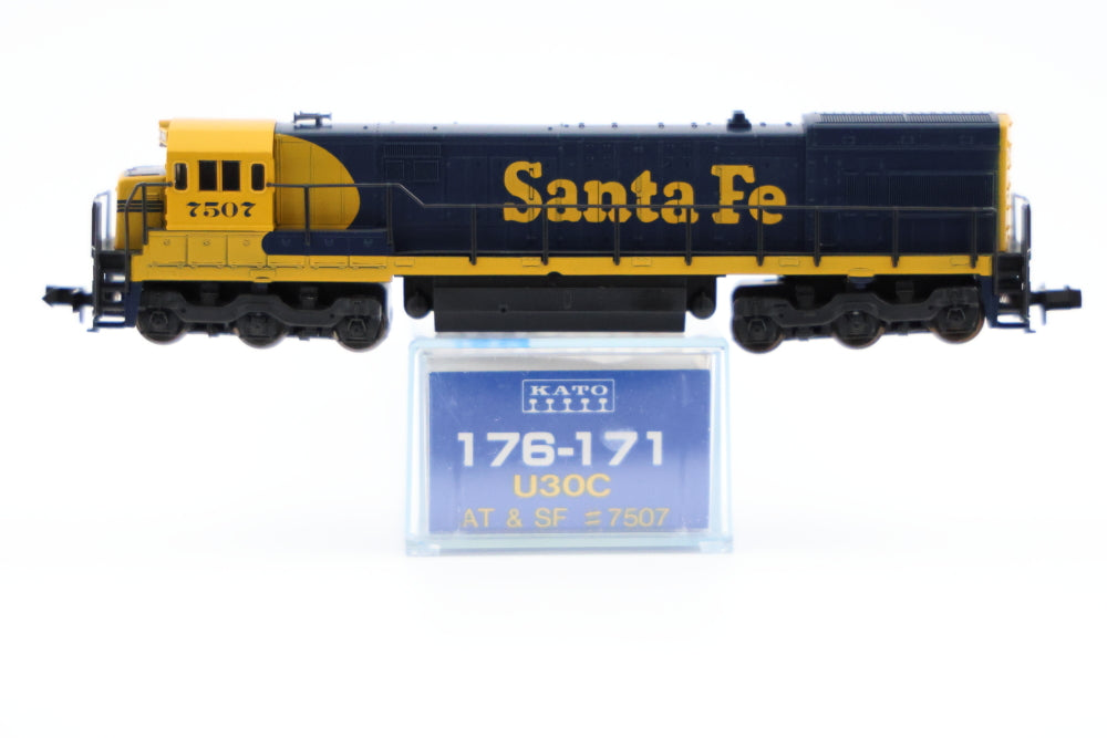 Kato N scale Santa Fe U30C #7507, DC, Rapido style couplers, new in box, Pre-owned, never used, 176-171