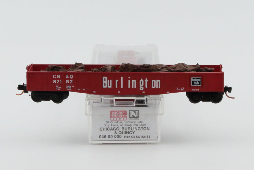 Micro Trains Line CB&Q 50' Gondola Fishbelly side, w/Drop Ends & Scrap Iron Load, #82182, 046 00 030