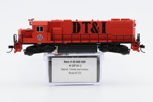 Atlas N scale Master Line line DT&I, Detroit, Toledo, and Ironton GP38-2 220, #40 000 608