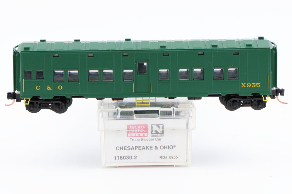 Micro Trains Line Chesapeake and Ohio RR, Troop Sleeper car, #X955; 116030.2