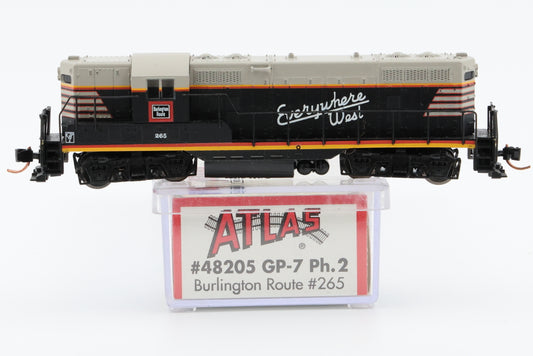 Atlas N scale CB&Q Chicago, Burlington, and Quincy GP7 Ph. 2, 265