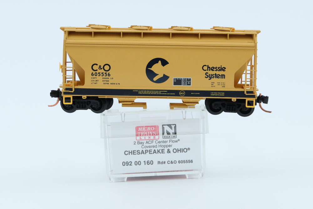 Micro Trains Line Chessie-Chesapeake and Ohio RR, 2 Bay ACF Center Flow Covered Hopper, #605527, 92160 (Copy)