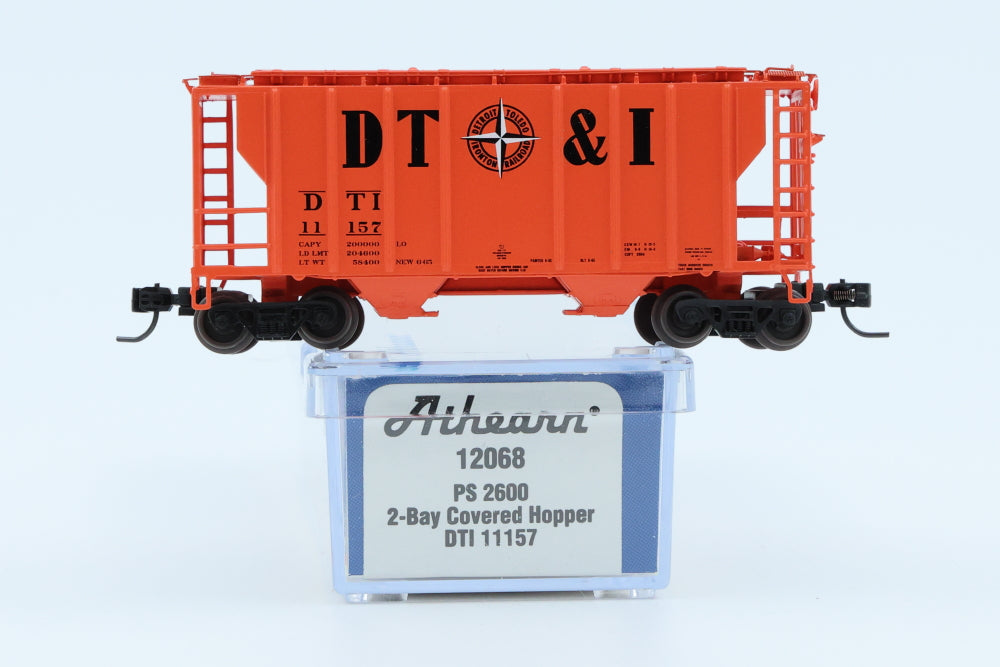 Athearn N scale PS 2600, 2 Bay Covered Hopper, Detroit, Toledo, and Ironton, #11157, ATH12068